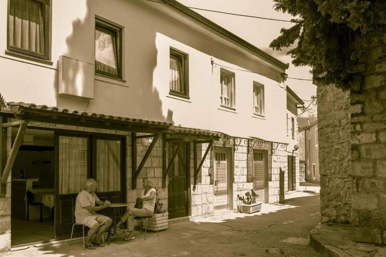Apartment Ami Trebinje Luaran gambar